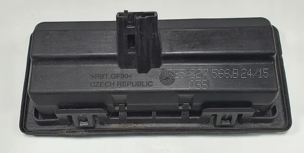 Mikroschalter Heckklappe Skoda Octavia III image 3