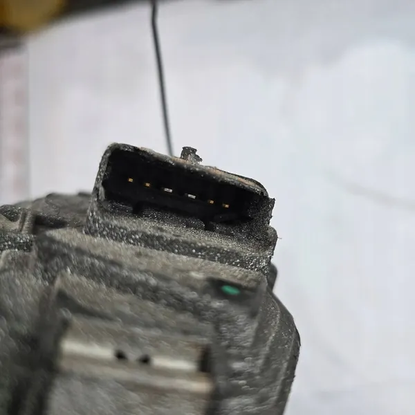 Drosselklappe Peugeot 207 9647025480 image 4