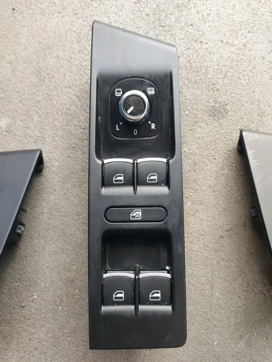 VW Fenstersteuerungsschalter Links 5K4959857 5K0959565 image 2
