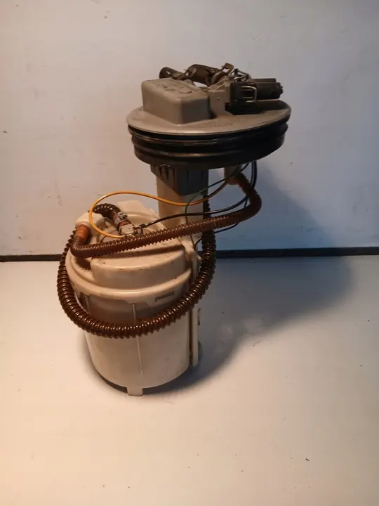 Brandstofpomp Skoda Felicia 1.3 MPI image 2