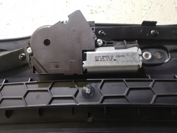 BMW Kattoikkuna OEM RTX73291 5-sarjalle image 4