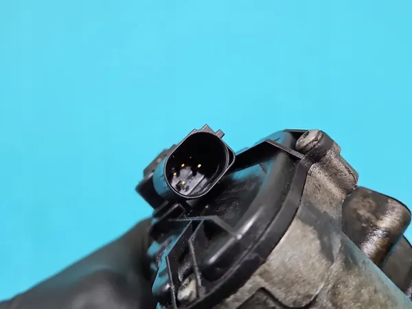 Válvula EGR Renault Scenic II 2.0 DCI image 8