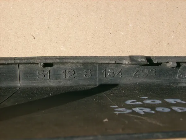 Takapuskurin lista BMW E39 Touring 51128184493 image 7