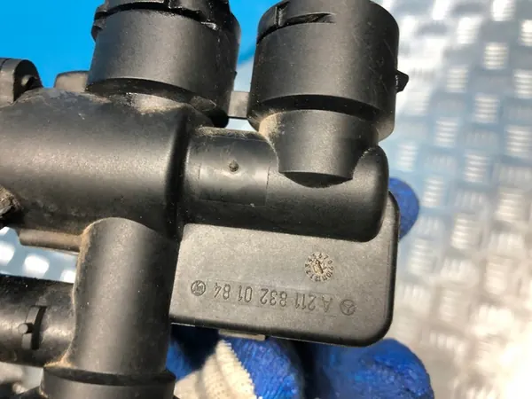 Válvulas de Control de Calefacción MERCEDES W211 W219 OEM image 2