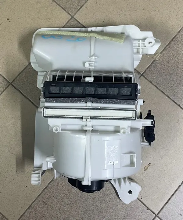 OEM 9654778 Ilmansuodattimen Tuuletin Mazda CX5 image 2