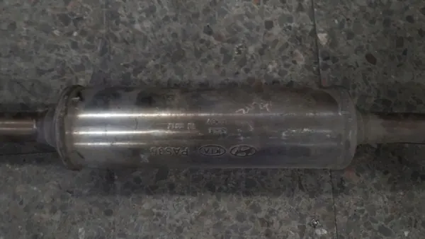 Silenciador central Hyundai i10 13R OEM tlumik - Usado image 9