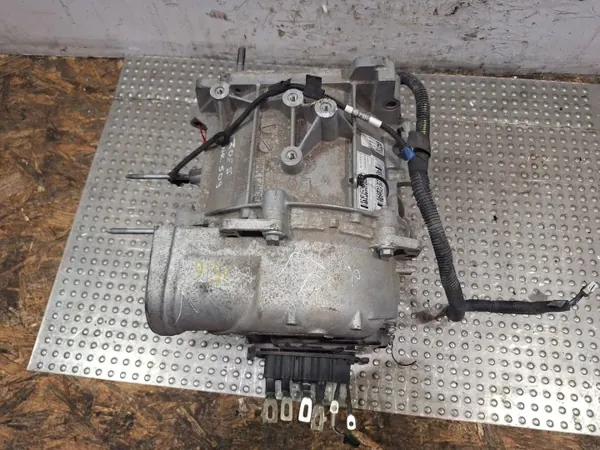 Moteur Électrique OEM S16874509 pour Renault ZOE II image 5
