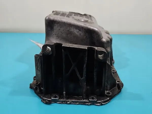 Oljetank VW Golf V 1.4 16V image 2