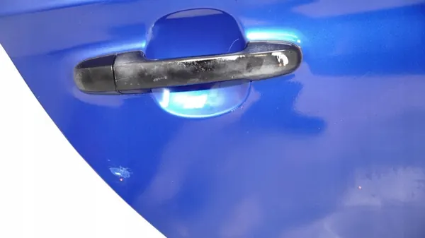Puerta trasera derecha OEM 360159536 para Hyundai i20 08-12 image 4
