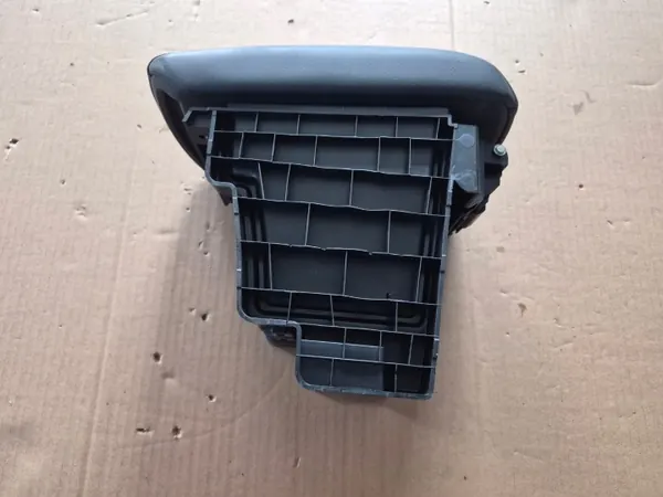 MG ZS 17-19 Lift Käsinoja OEM 10681612 Punainen Nahka image 10