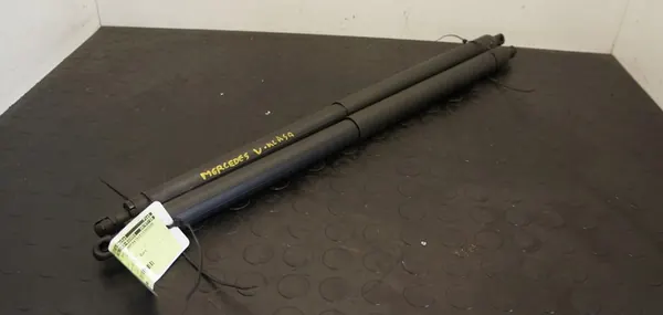 MERCEDES V W447 Baklucka Ställdon A4479800064 OEM image 2