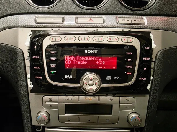 Radio Ford OEM 6000CD avec AUX et DAB pour Focus MK2 image 5