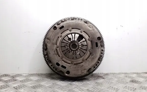 Conjunto de embreagem Audi A1 2011 03L105766 image 5