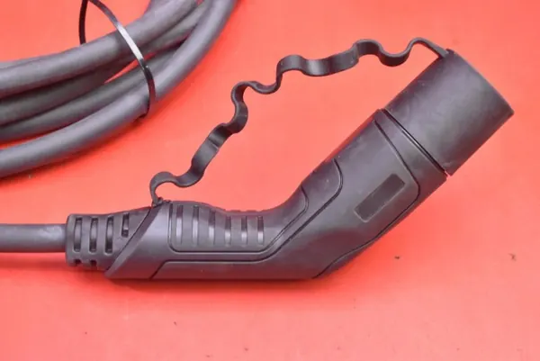 Câble de charge EV-T2G3PC-3AC32A Toyota BZ4X image 7