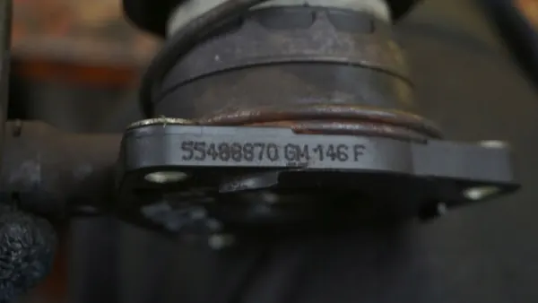 Kytkinkitti OEM 55488870 Corsa E Adam 1.2:lle image 4