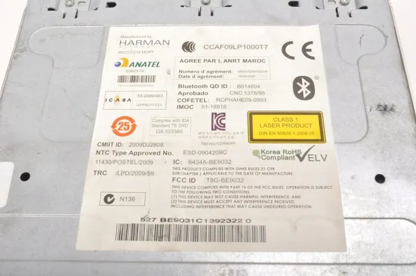 Mercedes W221 Elevador CD Changer OEM A2219004704 image 3
