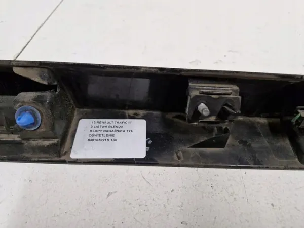 Renault Trafic III Bagagelucklist OEM 848105971R image 9