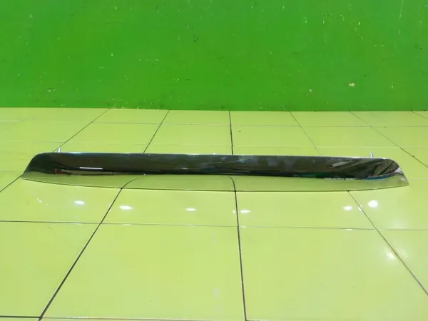 FORD OEM WP297 38 Heckklappenblende - Gebraucht image 2