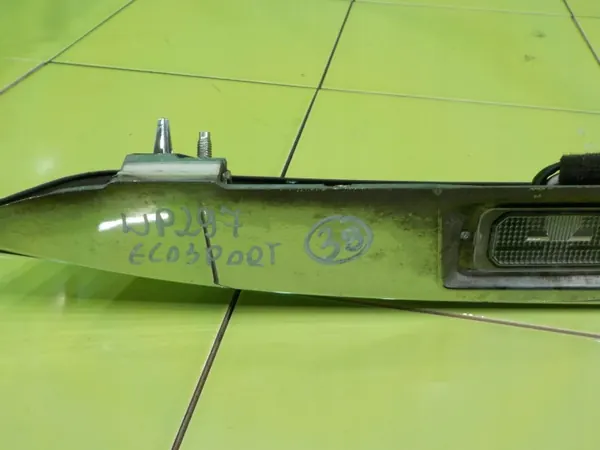 FORD OEM WP297 38 Heckklappenblende - Gebraucht image 6