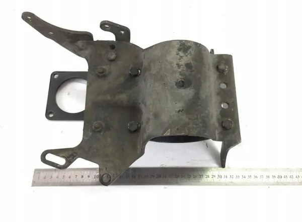 Soporte de bastidor MAN OEM 81517150418 - Usado image 2