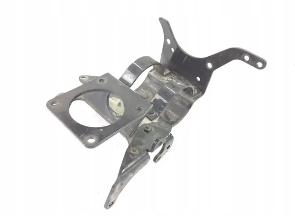 Soporte de bastidor MAN OEM 81517150418 - Usado image 5