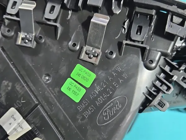 OEM IMPRK1546792 Fordin tehdasradio Focus MK3:lle image 10