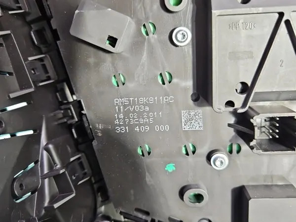 OEM IMPRK1546792 Fordin tehdasradio Focus MK3:lle image 8