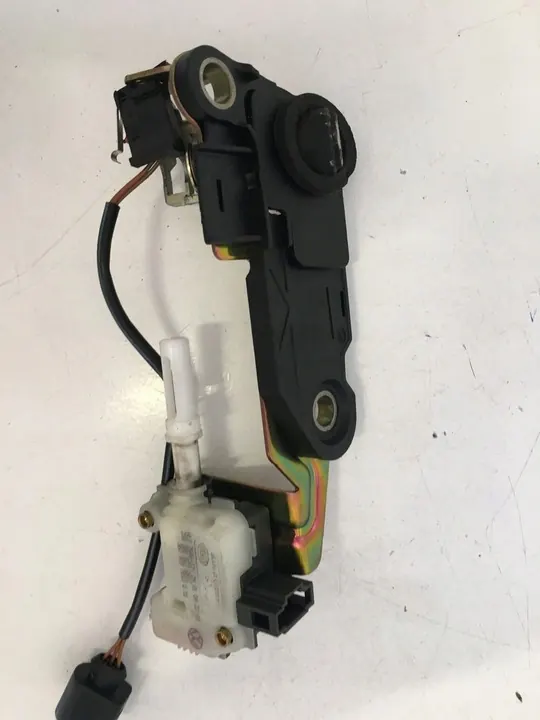 Atuador de trava do porta-malas 2Pin VW Passat B5 image 3
