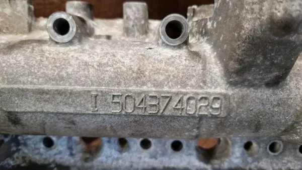 Pieza motor Iveco Daily 4ª generación OEM 504374029 image 10
