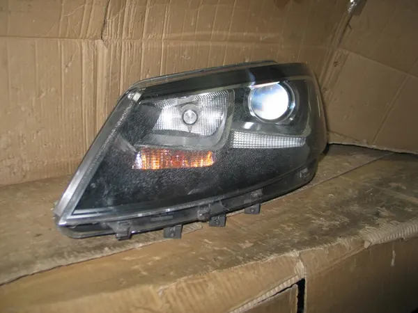 SEAT ALHAMBRA 7N5 FAROL BI-XENON ESQUERDO 7N5941751 image 4