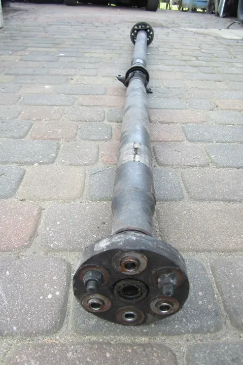 Komplett drivaxel för Mercedes W124 Sedan image 2