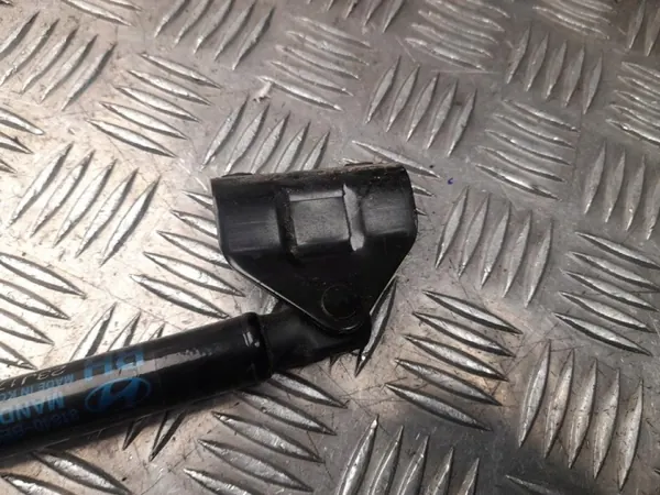 Kaasujousi OEM 81840BE020 Hyundai Kona II:lle image 3