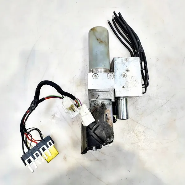 Pompe de toit cabriolet Peugeot 207 CC 982603G156 image 1