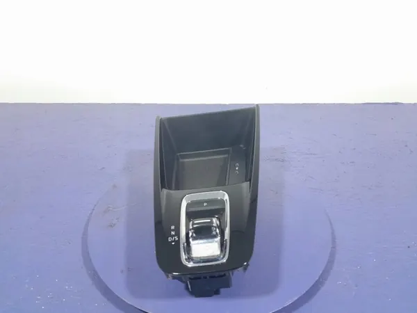 Cubierta panel cambio Skoda Octavia IV OEM 5E4713203BJ image 2
