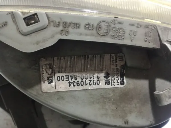 Faro derecho Suzuki Wagon R+ Opel Agila OEM 3510084E00 image 4