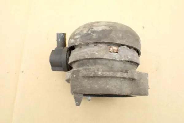 Audi S8 D3 Motorlager OEM 4E0199381 - Gebraucht image 3