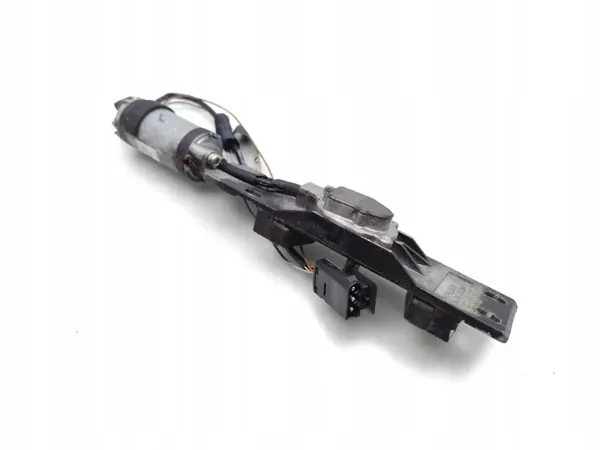 BMW Keskuslukitusaktuattori OEM 8352202 image 8