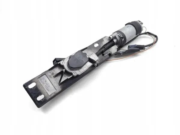 BMW Keskuslukitusaktuattori OEM 8352202 image 9