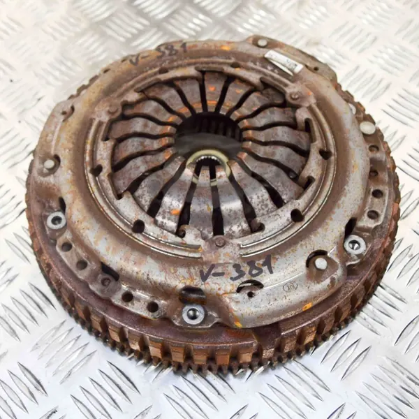 Conjunto de embreagem Dacia Sandero II 1.5L 66kw OEM 301010717R302057404R image 2