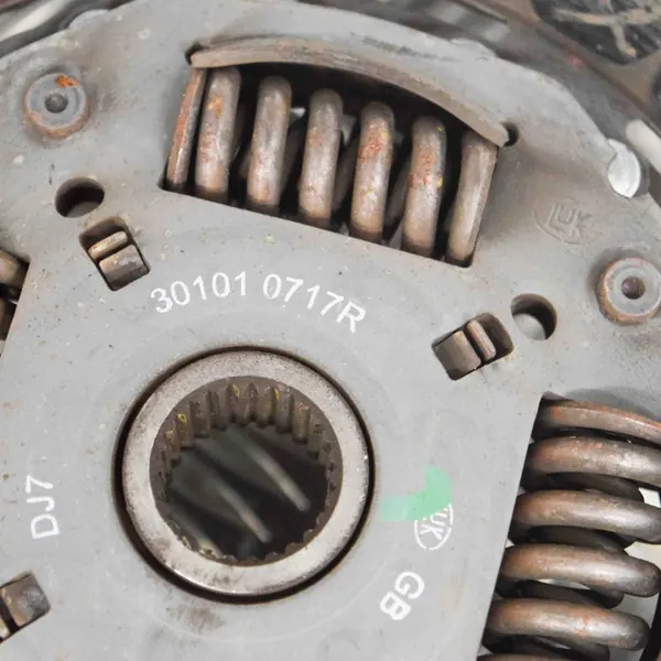 Conjunto de embreagem Dacia Sandero II 1.5L 66kw OEM 301010717R302057404R image 5