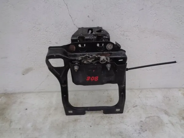 Huvlåsmonteringsfäste Peugeot 208 2008 OEM image 5