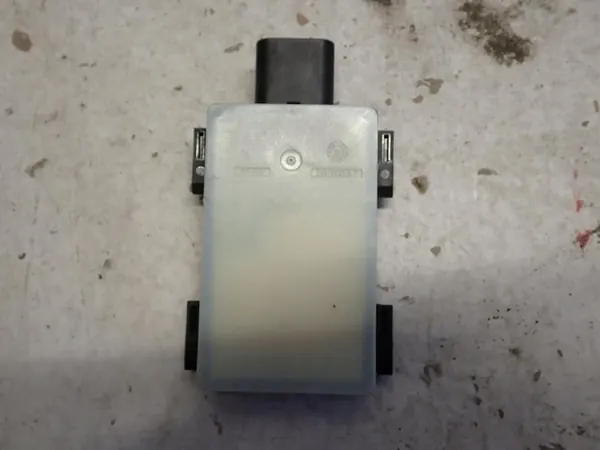Radar Distronic OEM 99140-AT000 pour Kia Niro II image 3