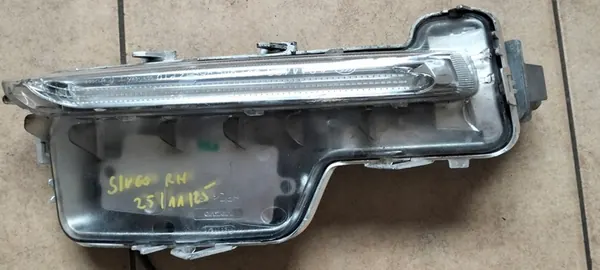 VOLVO S60 V60 2013-2018 Luz diurna LED esquerda 31420396 image 2