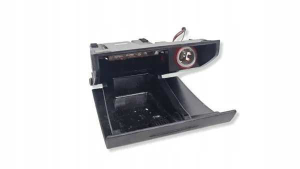 Cendrier SEAT OE OEM 1M0857975 - État Utilisé image 2