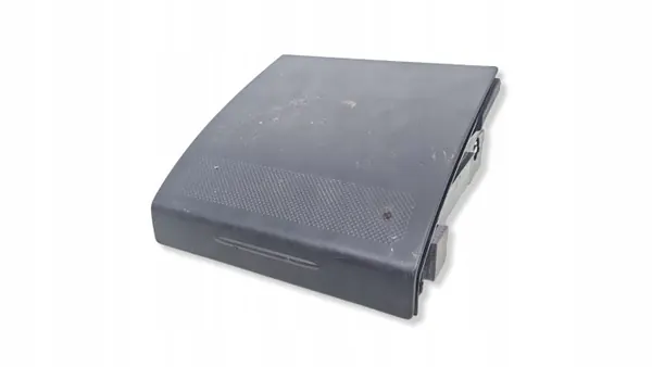 Cendrier SEAT OE OEM 1M0857975 - État Utilisé image 4