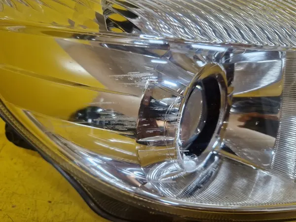 SKODA FABIA II LIFT Farol Direito 5J1941016D image 3