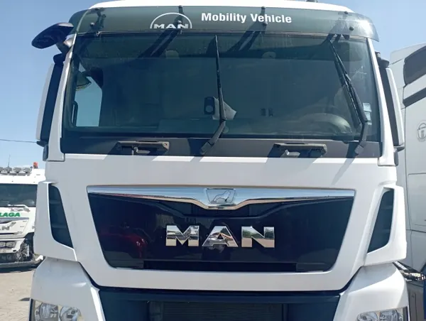 Cabine complète MAN TGX 18.440 - Qualité OEM d'occasion image 2