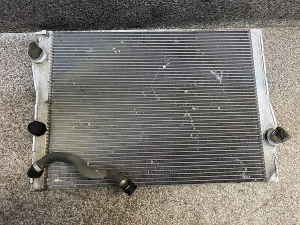 Kylvattenkylare BMW X5 E70 3.0 D 3.5 D OEM image 3