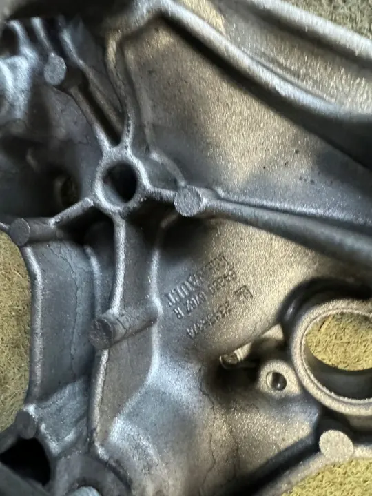 Renault OE Versnellingsbaksteun OEM 256011 - Gebruikt image 5