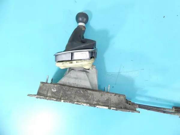 Vaihdevivun VW Golf V 1.6 SR image 6